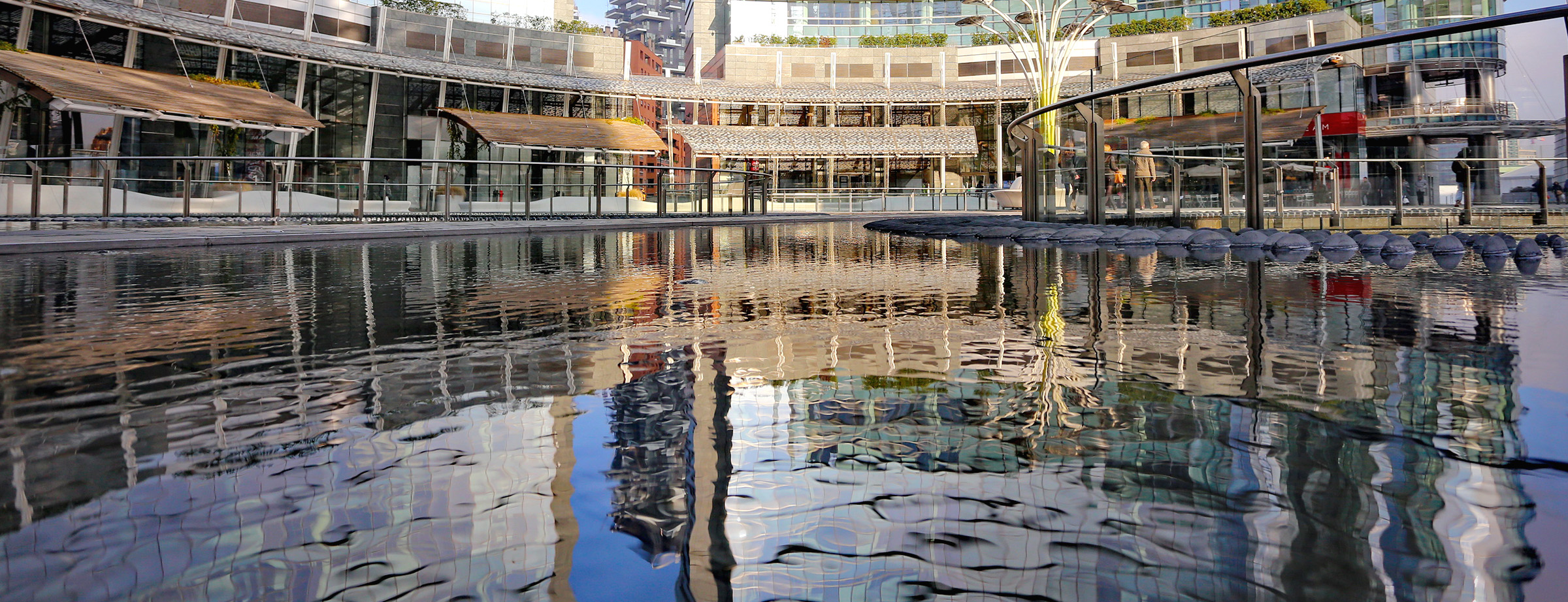 Piazza Gae Aulenti